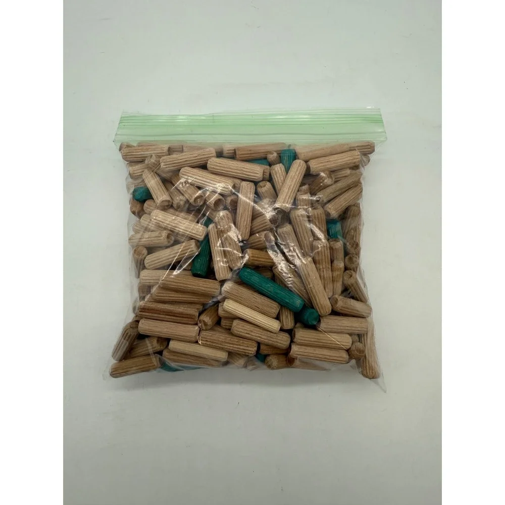 Wood Dowel Pin Lot, Shelf Pegs, 200 count 1 1/4